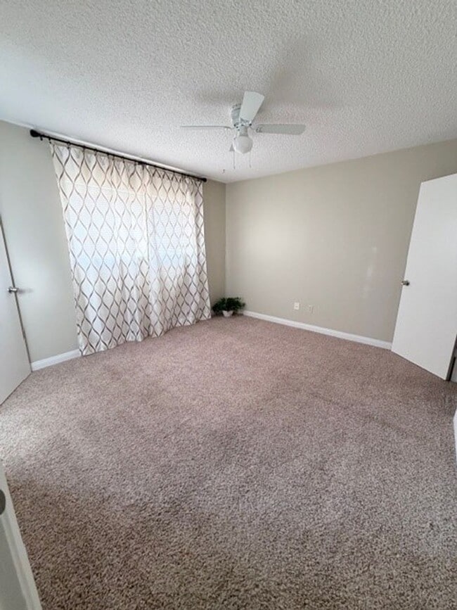 Photo - 5212 Thyme Ln