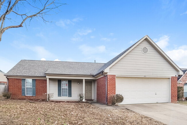 Building Photo - 6932 Wrenwood Dr Rental