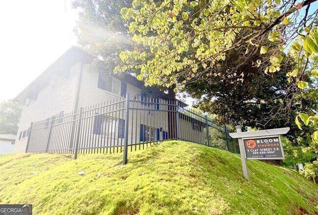 Photo - 9 Clay St SE Unit 11