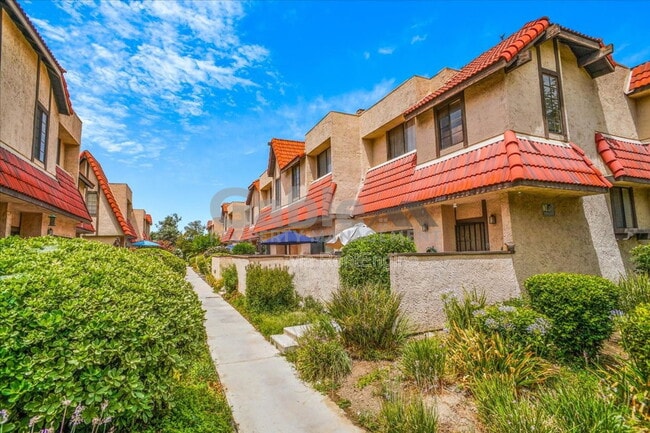 Photo - 27663 Ironstone Dr Unit Apartment 5