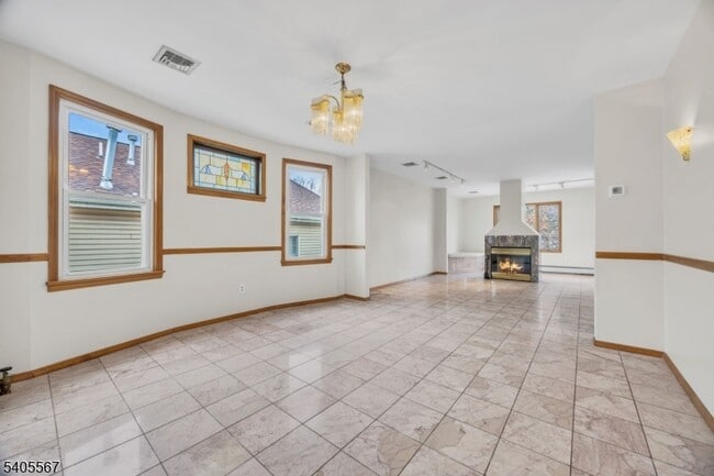 Photo - 128 E Colfax Ave Unit 2