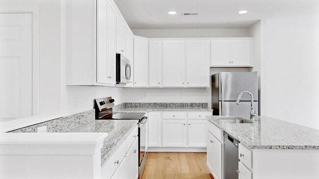 Building Photo - 155 Totter Way