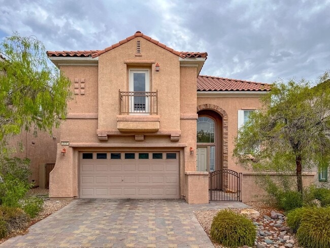 Building Photo - BEAUTIFUL 3 BEDS 2.5 BATHS 2 STORY HOME IN...