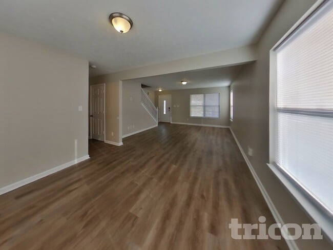 Photo - 1298 Constitution Dr