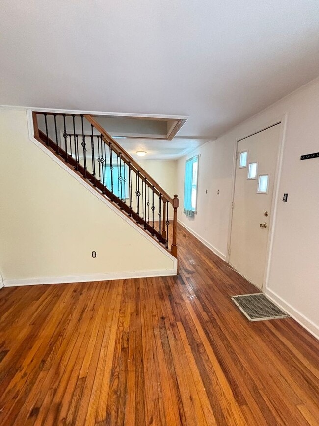 Photo - 110 Victory Dr