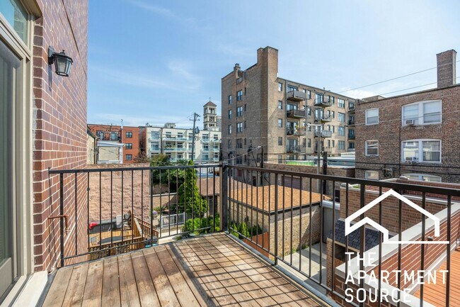 Photo - 4133 N Kenmore Ave Unit 2E