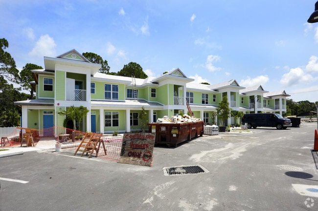 Lemon Bay Apartments