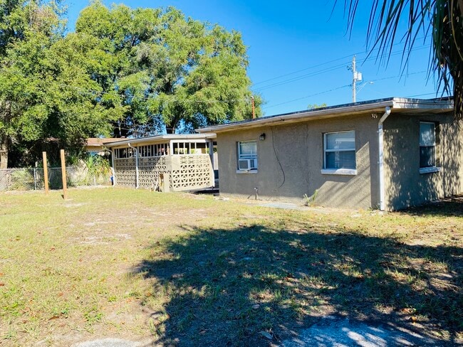 Photo - 4410 N 40th St