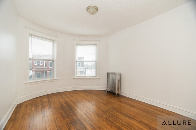 Photo - 7250 S Yale Ave