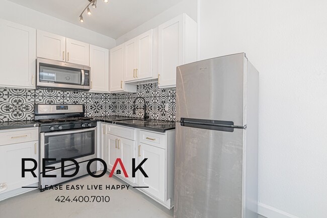 Photo - 535 S Gramercy Pl Unit 401