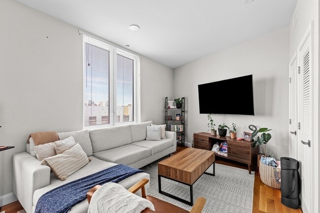 Photo - 10 Taber St Unit 508