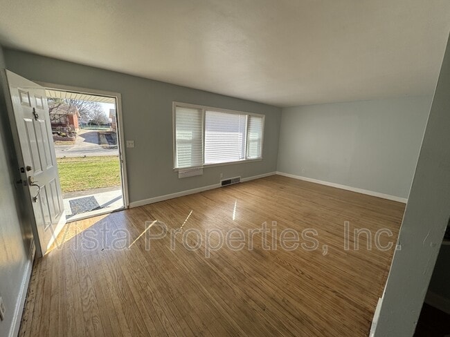 Photo - 3428 Fern Lea Rd