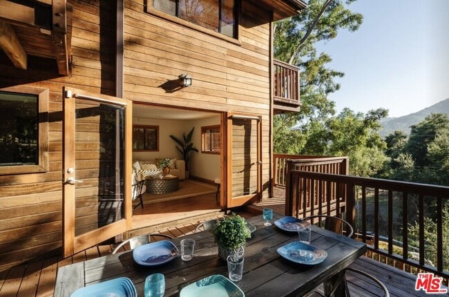 517 Canon View Trail