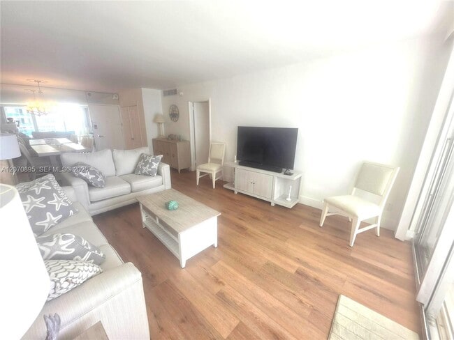 Photo - 5151 Collins Ave Unit 826
