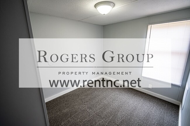 Photo - 15 Freedom Ln