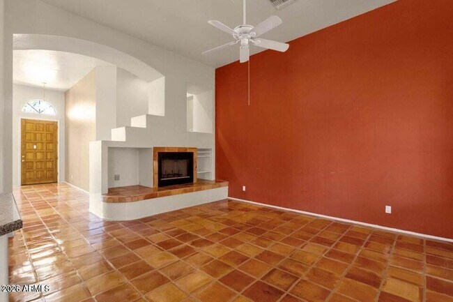 3001 E Redfield Rd