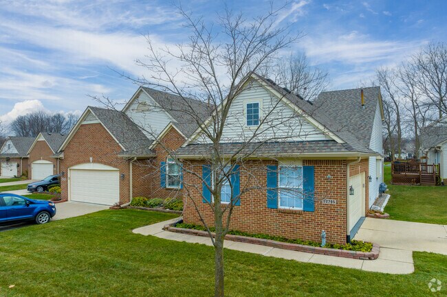 Photo - Coachlight Village Apartments