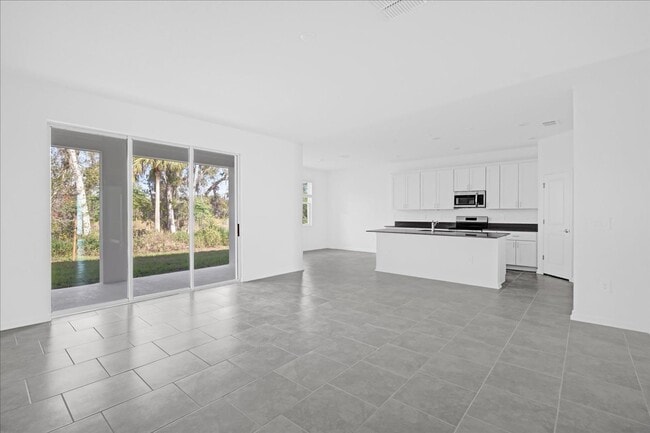 Photo - Brand New 4br for Lease in Apopka!!!