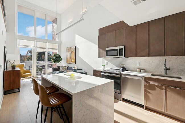 Photo - 14 Lincoln Pl Unit 304