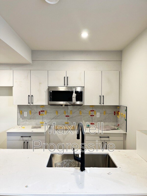 Photo - 14504-14595 95 Ave NW