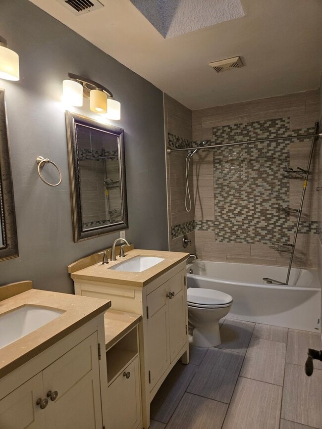 Photo - 1544 Arbor Dr