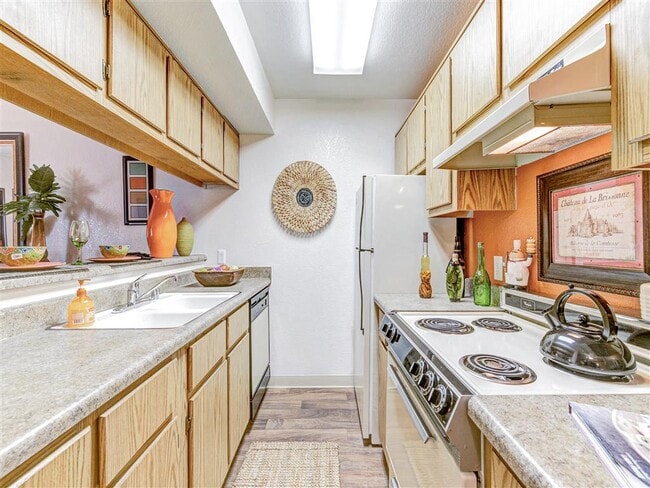 Photo - Country Club at Valley View - 55+ Senior A...