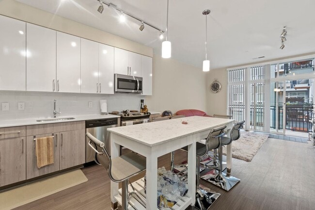 Photo - 145 Riverhaven Dr