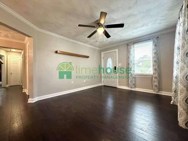 Photo - 809 Cambridge Ave
