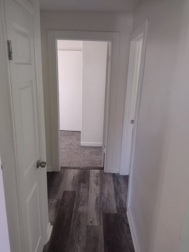 Photo - 2556 Beekman St Unit 301