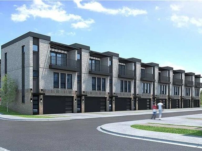 Building Photo - 1345 Keosauqua Way