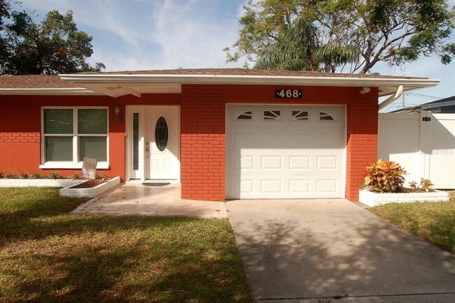Photo - 468 Limewood Ave