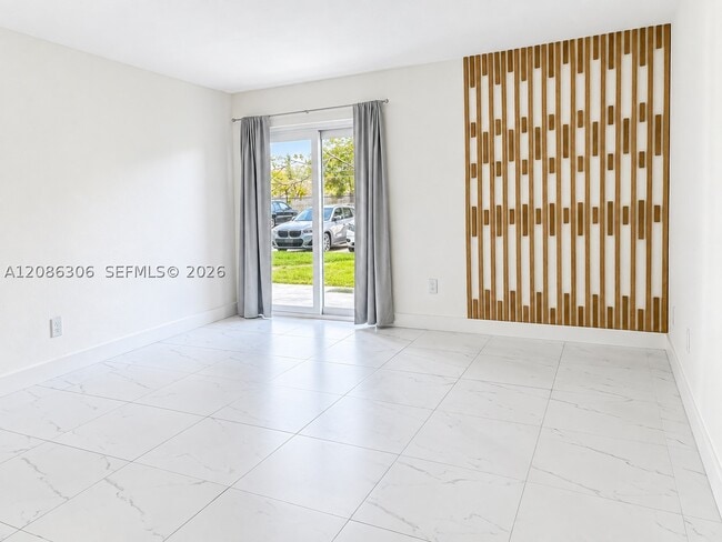 9353 Fontainebleau Blvd Unit A105