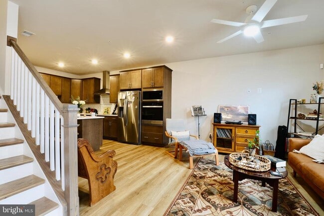 Building Photo - 773 Mount Airy Ter NE