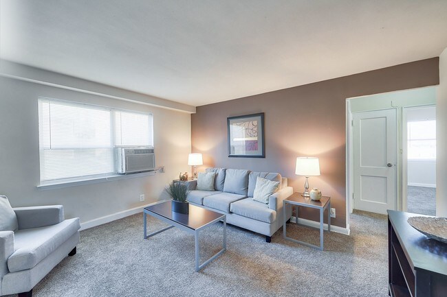 Photo - Maplewood Apartments