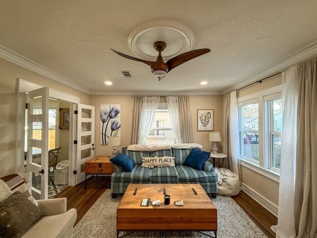 Photo - Beautifully Updated Cottage Near Downtown Pensacola with Massive Backyard + LAWN CARE INCLUDED!