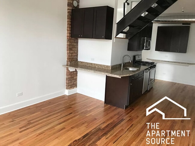 Photo - 1643 S Throop St Unidad 3R Rental