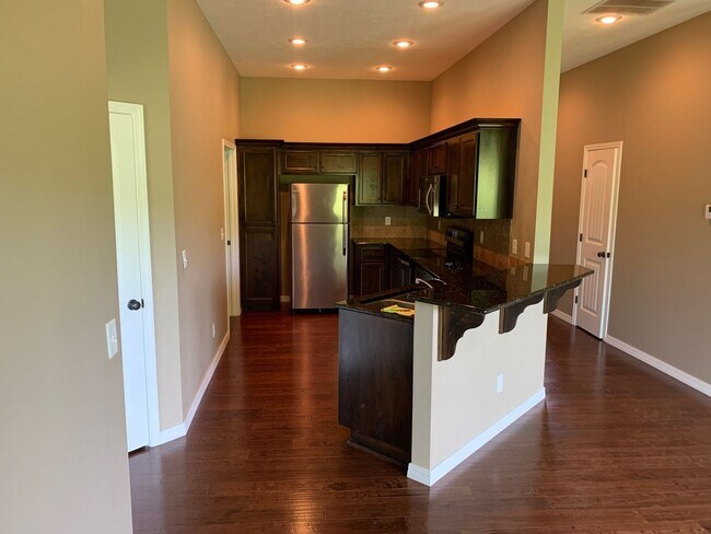 3505 Juniper