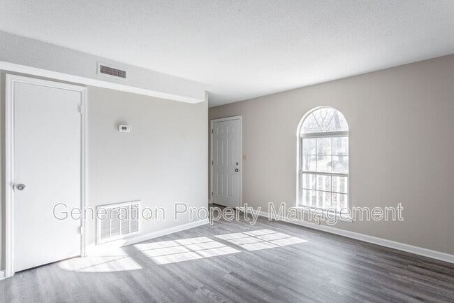 Photo - 1113 McBrien Rd Unit C