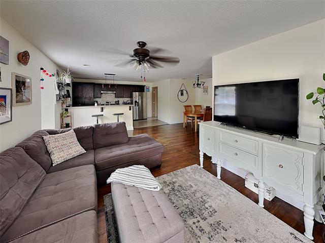 Photo - 4705 Selkirk Dr