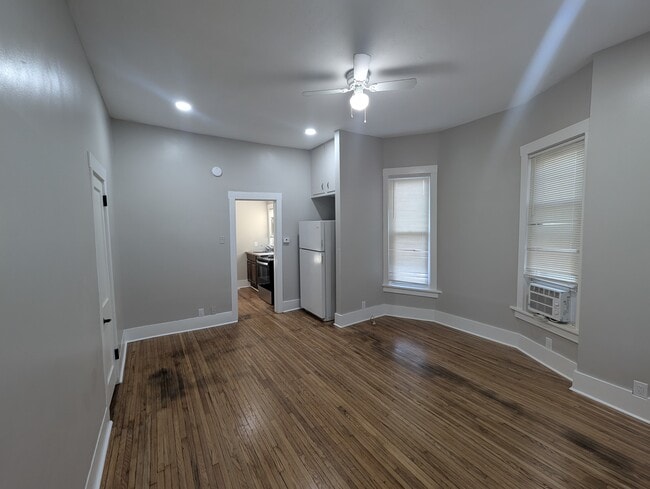 Photo - 2511 S St Unidad 2511