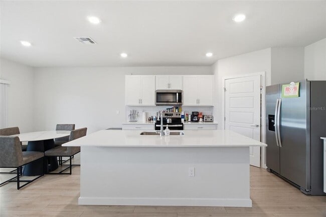 18114 Wheathouse Pl