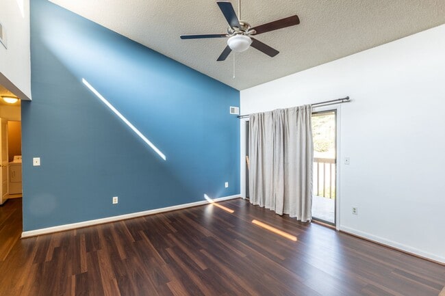 Photo - 137 Green Turtle Ln Unidad 12