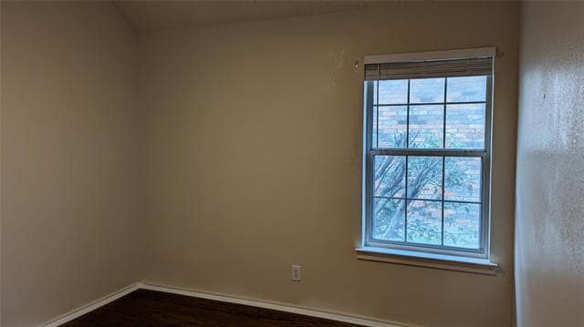 Photo - 1115 Cambridge Dr