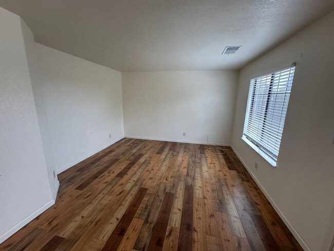 Photo - 1498 E Carolyn Ln Unit 1498 E Carolyn C