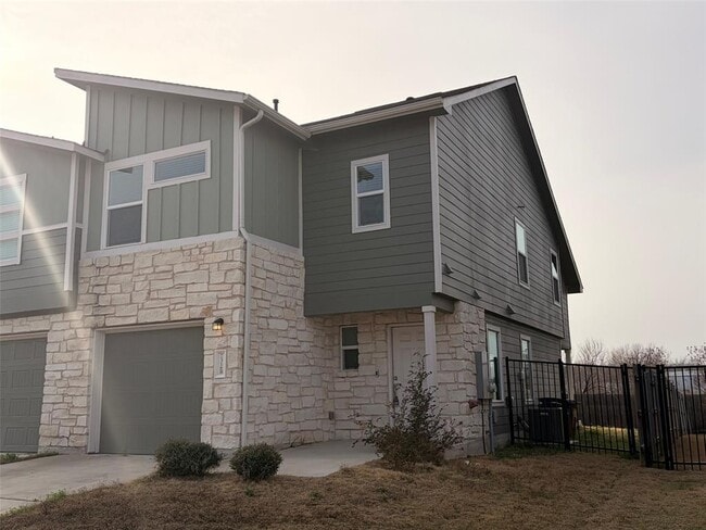 Photo - 7316 Sparkling Light Dr