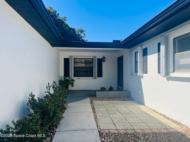 Photo - 285 E Lauren Ct