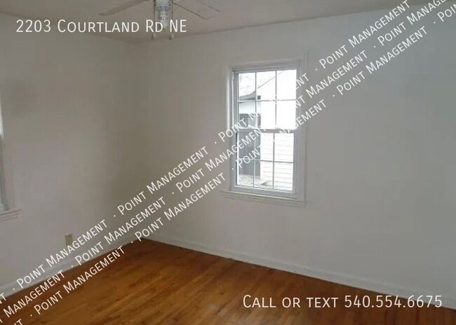 Photo - 2203 Courtland Rd NE