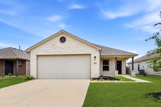 Building Photo - 363 Cumberland Forest Dr