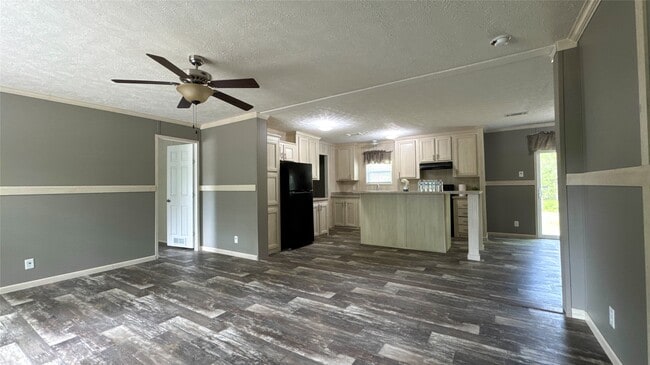 Building Photo - 7865 Pinecone Ln Rental