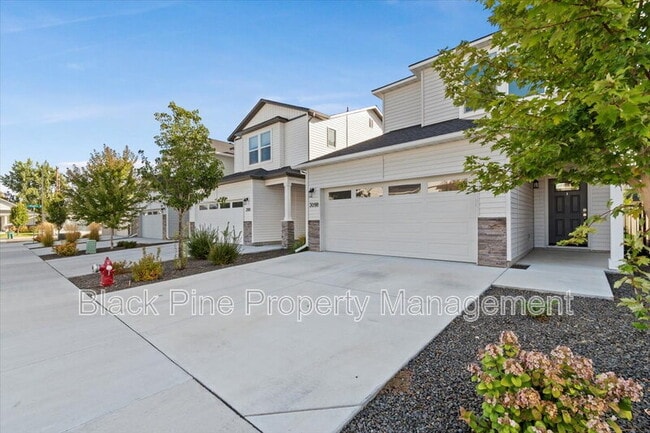 Photo - 3098 N Lochness Ave